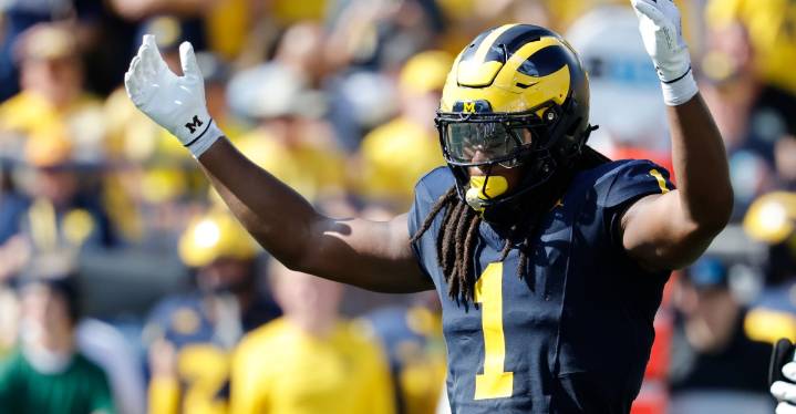 Sherrone Moore updates Michigan Football LB Jaishawn Barham’s injury status