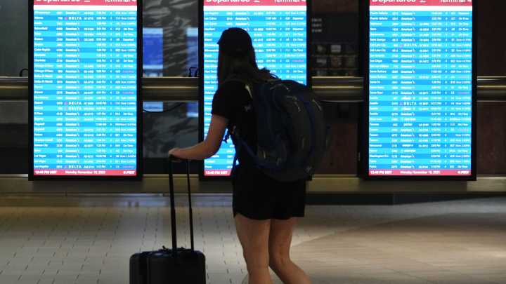 Phoenix Sky Harbor flight issues continue. What to know