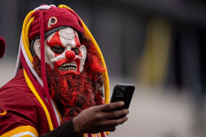 You can watch NFL RedZone Week 10 streaming free today with new trial offers, promo codes as Streameast, Crackstreams, Methstreams are still down and not working