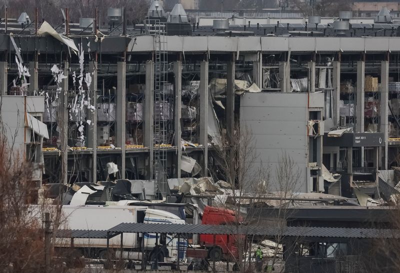 Russian barrage on Kyiv kills seven, disrupts energy supplies