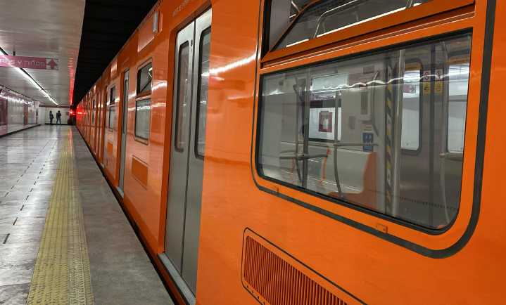 Metro suspende servicio en 15 estaciones por Desfile de la Revolución