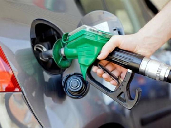 Reducen precios de combustibles en Uruguay