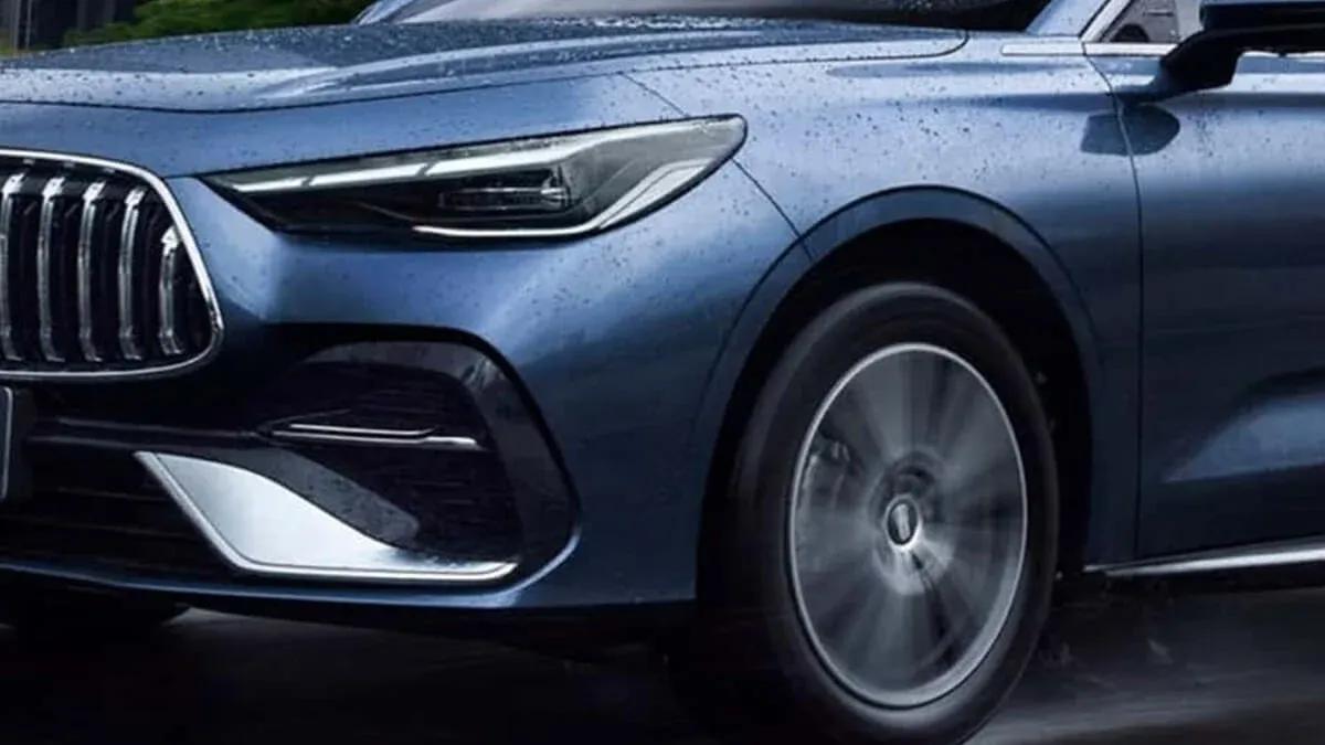 Un sedán de China por 10 mil dólares: la automotriz lanza un híbrido que busca romper el mercado