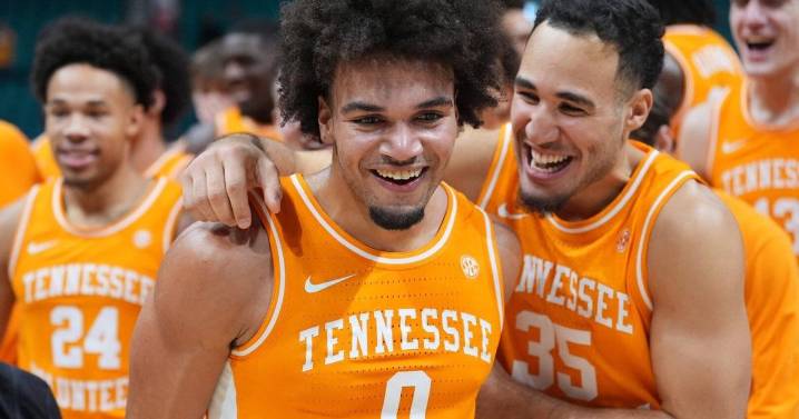 Ja'Kobi Gillespie's clutch free throws lift No. 17 Tennessee to 76