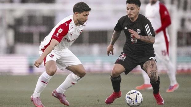 El Rojo golpeó en el final y le dio una mano a River