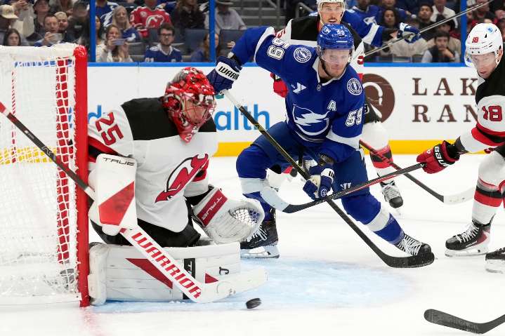 NHL roundup: Guentzel’s eighth career hat trick powers Lightning past Devils 5