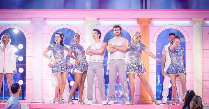 Strictly star revealed to have danced in Blackpool with 'dislocated rib' after La Voix withdrawal