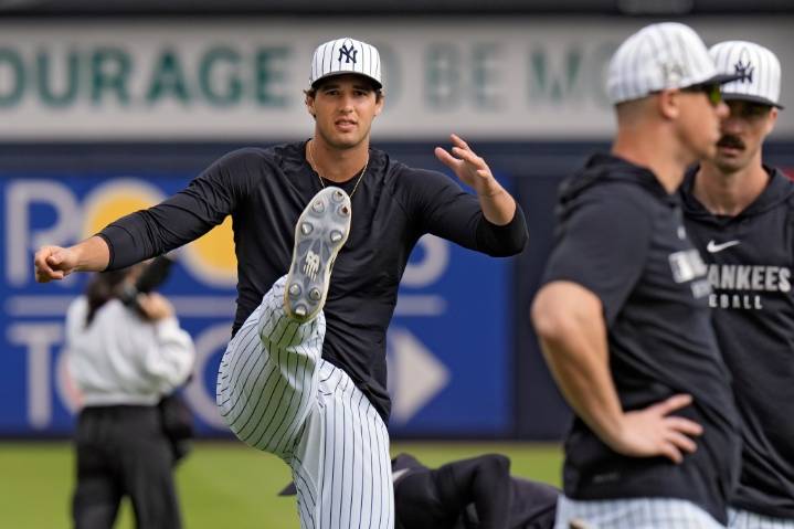 Spencer Jones, Elmer Rodríguez among 3 Yankees prospects added to 40
