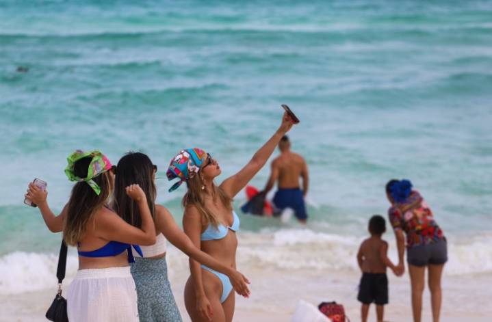 ACLUVAC capacita a sus agremiados para atraer al turismo millennial en Quintana Roo