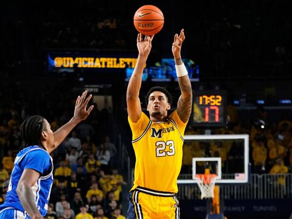 Lendeborg scores 25, Michigan men's basketball beats Middle Tennessee