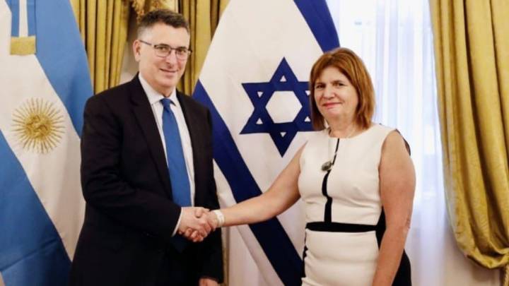 Alineada con Israel, Bullrich dice que la lucha contra el terrorismo es un tema central de Argentina