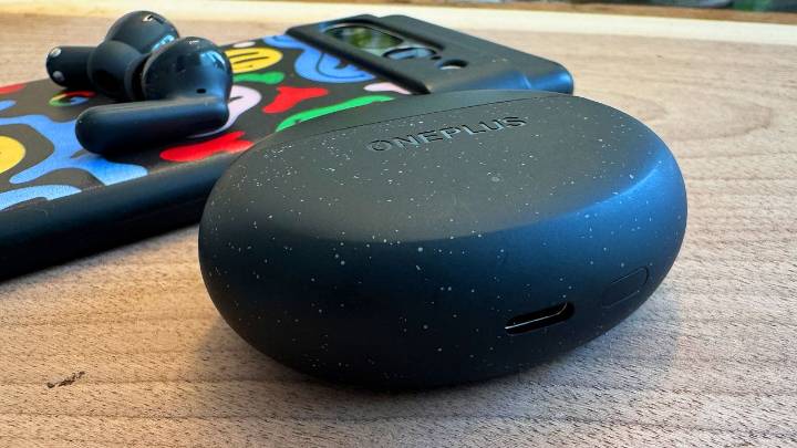 These budget OnePlus earbuds are now 50% OFF during Amazon's Black Friday sale