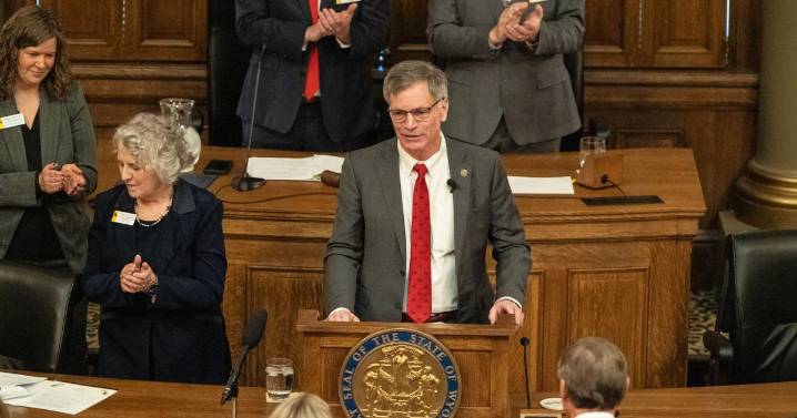 Gordon proposes $11.1B biennium budget