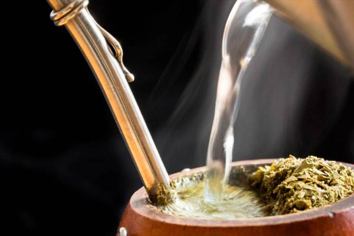 Shows en vivo y tradición matera: Salta celebra una nueva edición de Arrimate en plaza España