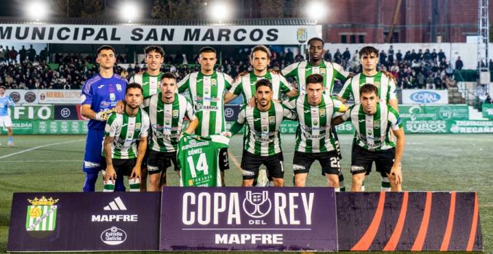 "El club y el pueblo merecían un premio así"