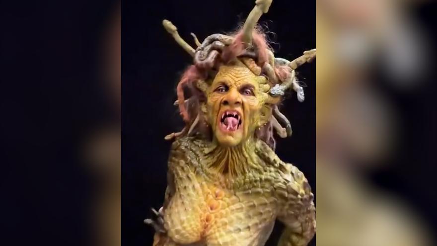 Así se hizo el increíble disfraz de Medusa de Heidi Klum para su fiesta de Halloween