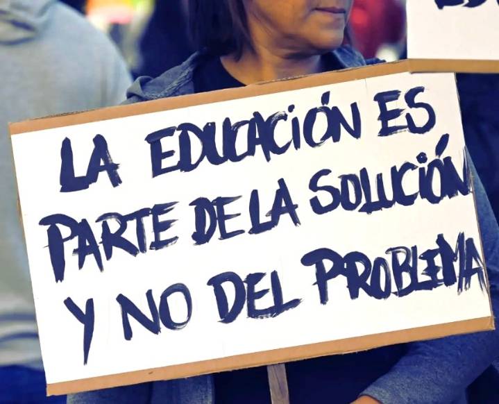 Docentes universitarios analizan no tomar los exámenes de diciembre en la UNLPam