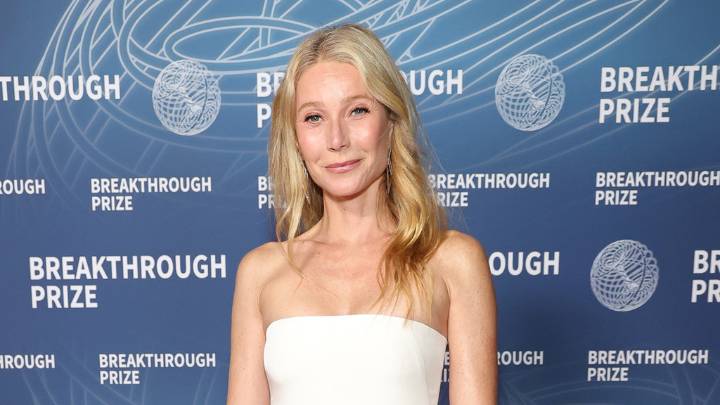 Gwyneth Paltrow stuns crowd with surprise Grand Ole Opry performance
