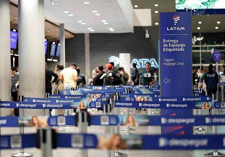 Trump declara «cerrado» el espacio aéreo de Venezuela y estrecha el cerco sobre Maduro