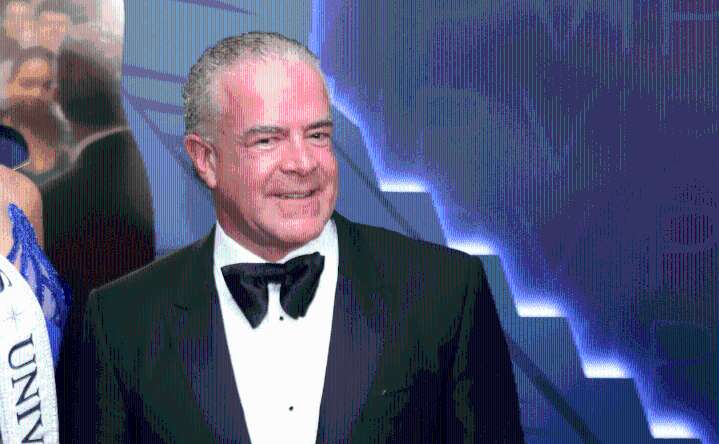 Miss Universe separa a directivo por trato irrespetuoso a representante mexicana