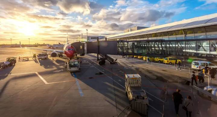 Google Vuelos lanza herramienta con IA para encontrar el vuelo perfecto