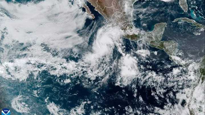 Ciclón Tico: Cómo Va Su Formación Frente a Playas de México Hoy, 1 de Noviembre 2025