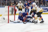 Jeremy Swayman stops 44 shots as Bruins sweep Islanders - The Rink Live | Coverage of youth, junior, high school and college hockey
