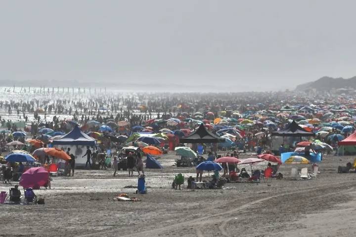 “Menos de 100 a 120 mil pesos por día no se alquila nada”: así vienen los precios para el verano en Monte Hermoso
