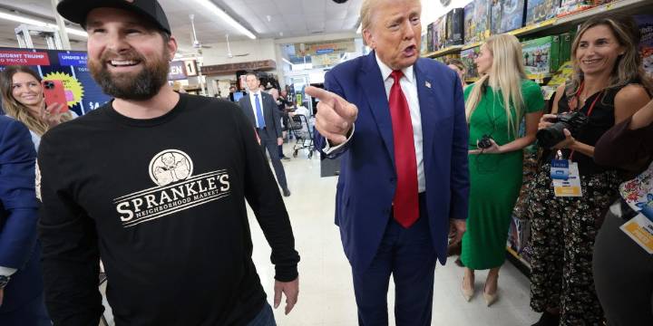 Grocer who once sold Trump popcorn rips 'inhumane' shutdown: 'You can’t take away from the most needy people in the country'