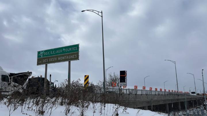 ‘Timing is just really off’: Businesses worry about Île-aux-Tourtes Bridge closure amid Black Friday weekend