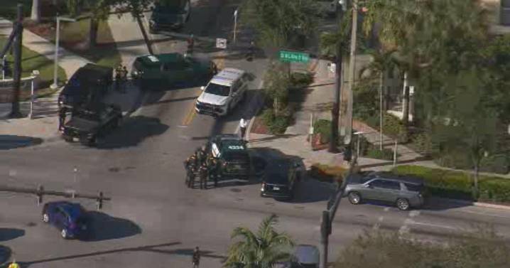 Kidnapping at McDonald's in Davie leads to police pursuit and 3 arrests in Pompano Beach, officials say