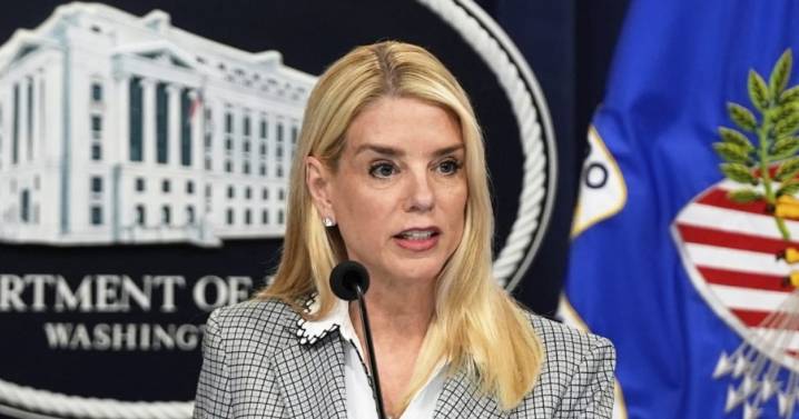 ‘It just seems blatantly corrupt’: Trump lawyers adopt ‘indict first, investigate later’ strategy