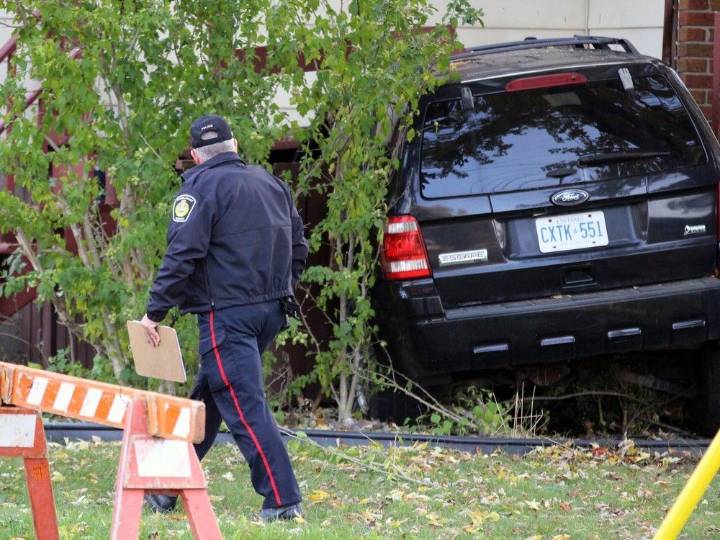 SUV slams into house near Sarnia elementary school | The Stratford Beacon Herald
