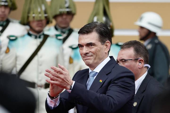 Presidente de Bolivia posesiona a su primer gabinete de ministros: Conozca quiénes son