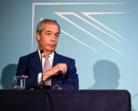 No 10 calls on Farage to urgently address ‘disturbing allegations’ of past racist behaviour