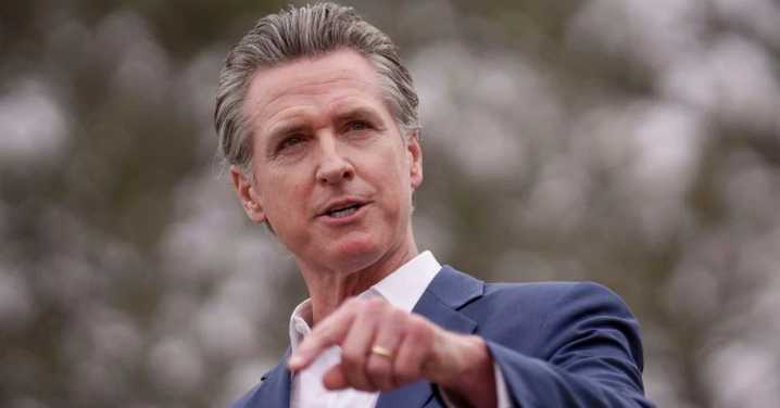 Poll: Newsom leads Vance in potential 2028 presidential matchup