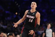 Deadspin | Tyler Herro, Bam Adebayo return to practice with Heat