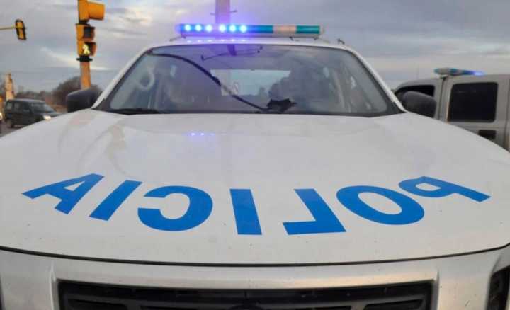 Sacó arma del auto y disparó