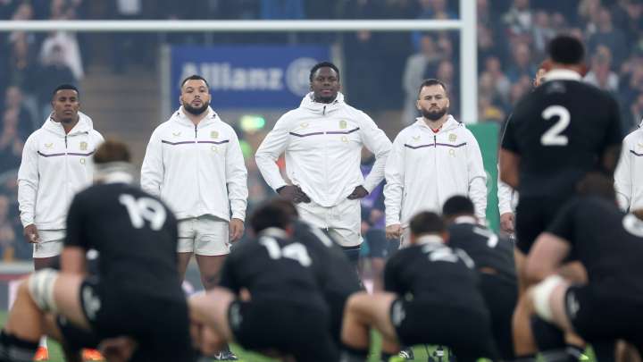 England fans accused of 'disrespect' with response to New Zealand Haka