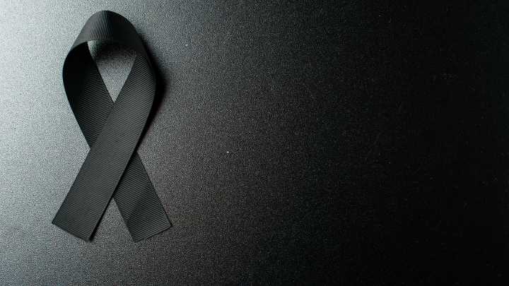 Reconocido periodista murió tras sufrir una larga enfermedad: así se confirmó su muerte en vivo