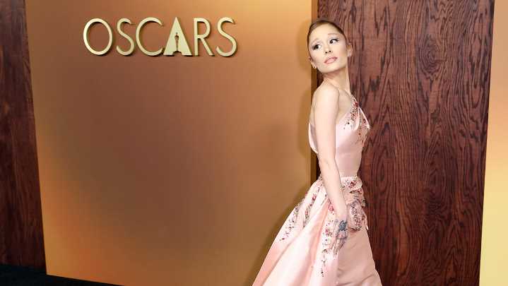 Governors Awards Arrivals 2025: Ariana Grande, Elle Fanning and More Stars on the (Black) Carpet