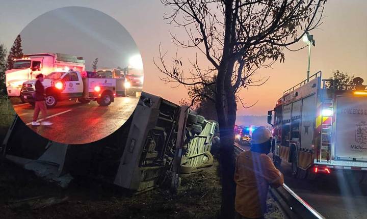 Mortal accidente carretero en Michoacán deja siete muertos