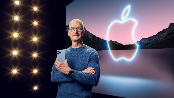 CEO Tim Cook leaving Apple next year? Full story in 5 points