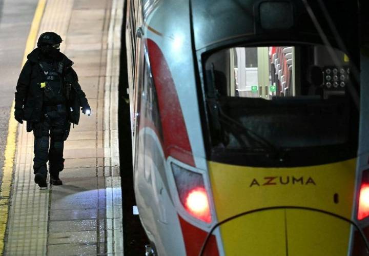 Ten wounded, nine critically, in U.K. mass stabbing aboard train