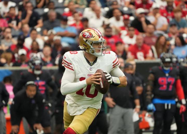 49ers' Brock Purdy (toe) questionable, but Mac Jones starting vs. Giants
