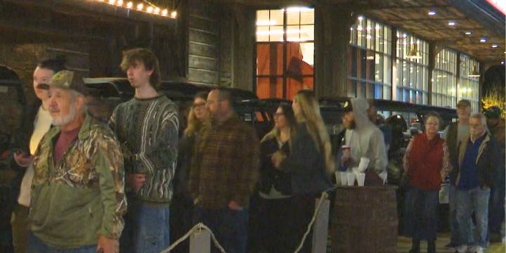 Customers line up to shop local Black Friday sales