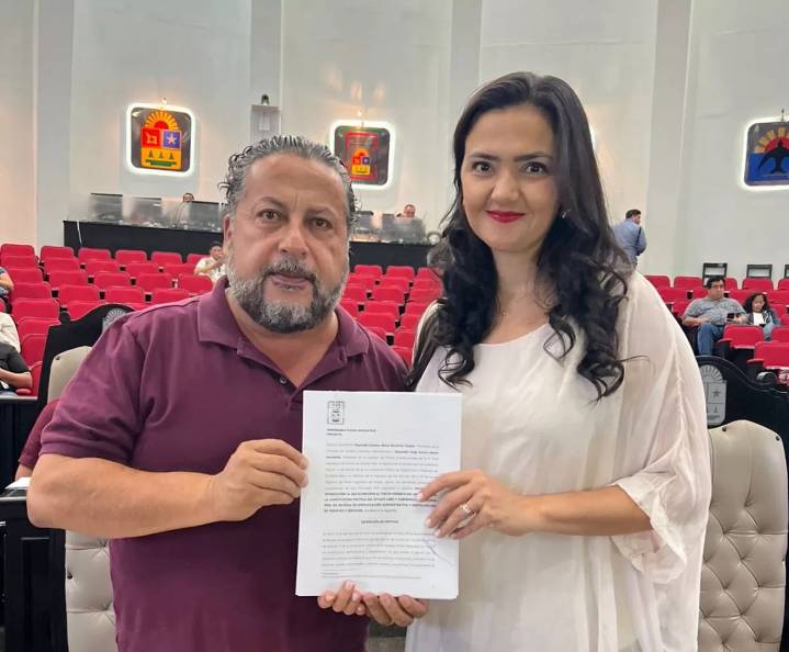 Propone Jorge Sanén reforma contra la burocracia y digitalizar trámites en Quintana Roo