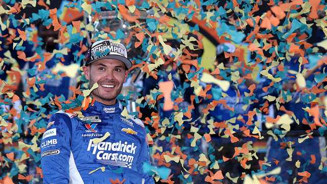 Elk Grove honors two-time NASCAR Cup Champion Kyle Larson with parade