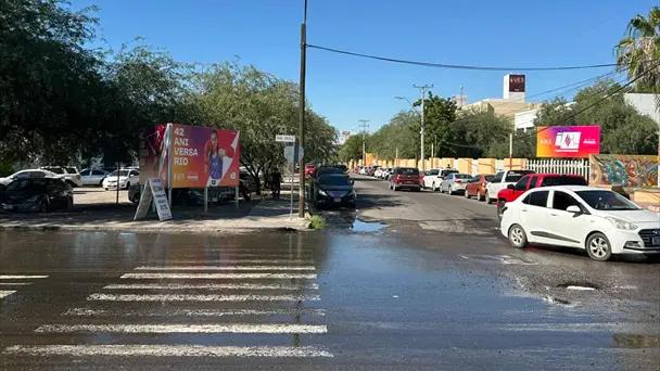 Fuga de aguas negras en colonia Ley 57