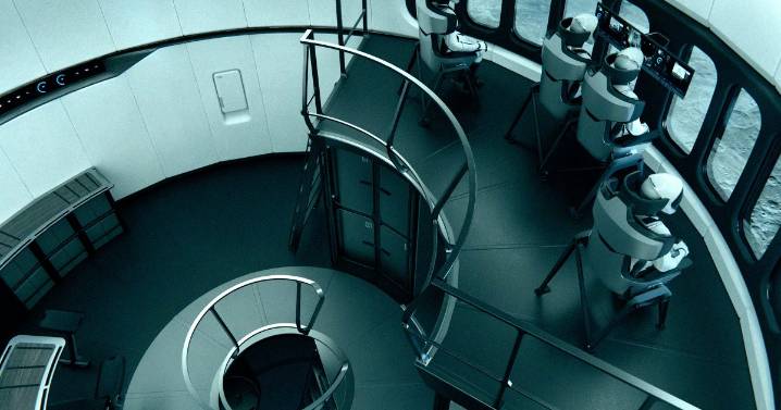 SpaceX Releases Renders of the Inside of Its Enormous Lunar Lander